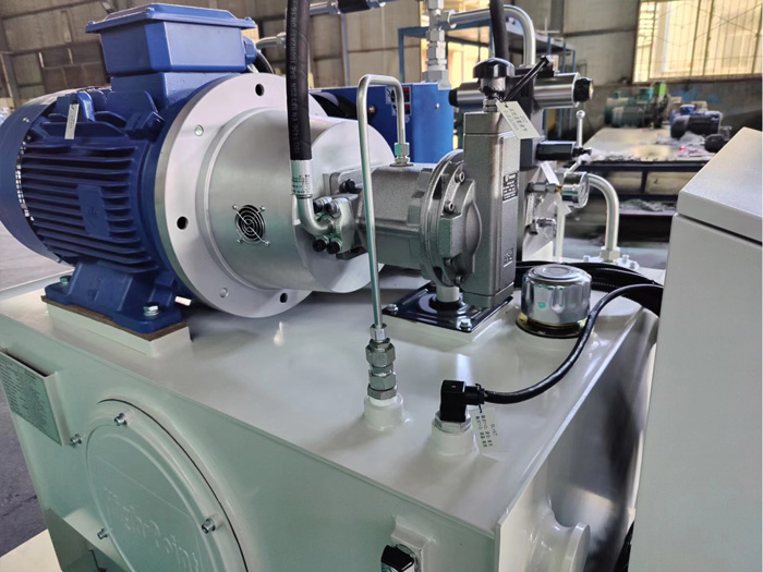 Hydraulic winch test bench